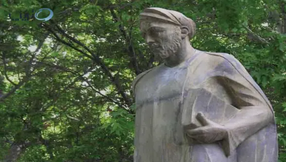 آرامگاه شیخ بهایی کجای ایران است؟